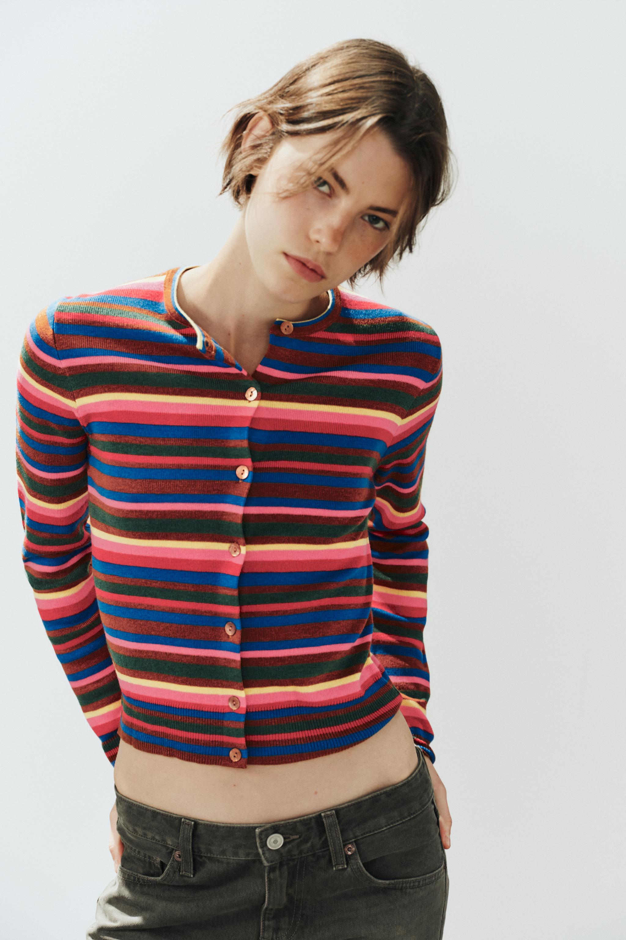 GILET EN MAILLE À RAYURES